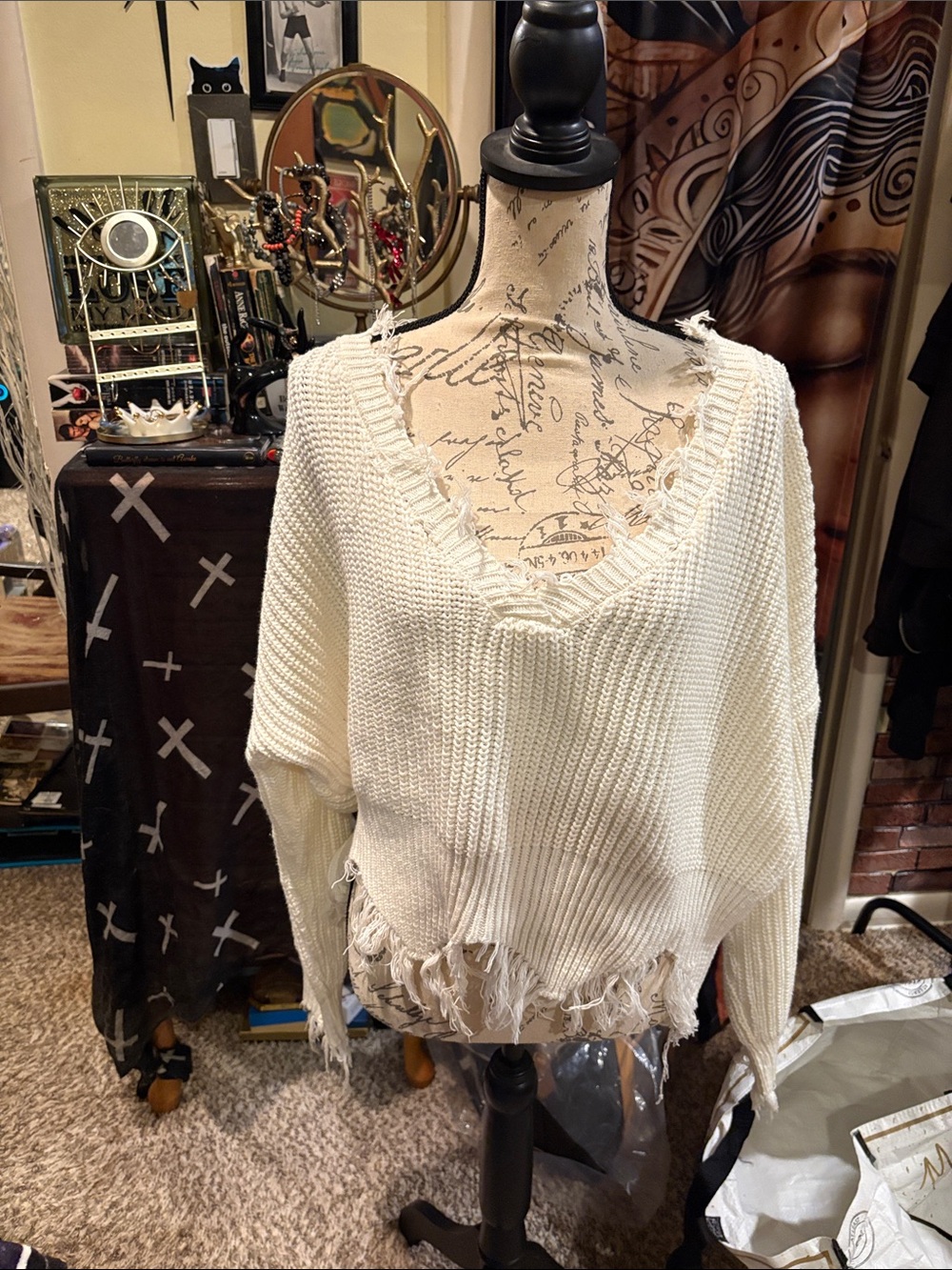 Frayed Hem Ivory V-Neck Women's Sweater